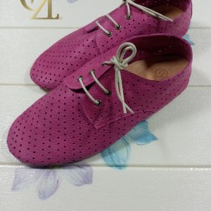 Venecia Cuero Perforado Fucsia